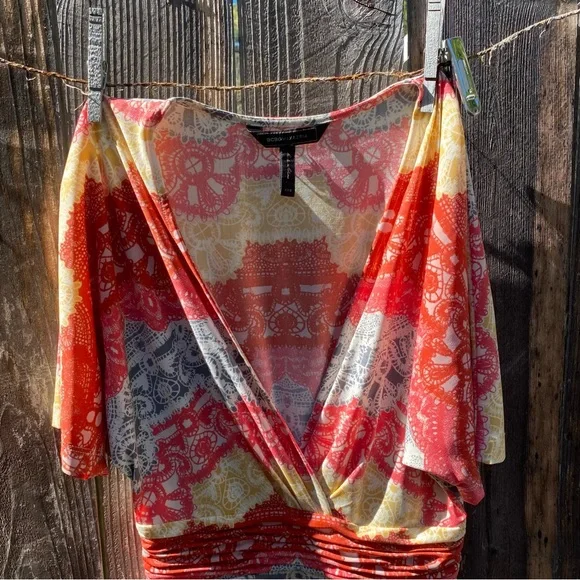 BCBGMaxAzria Y2K Women's Red and Cream Midi Dress size XXS - Picture 5 of 10